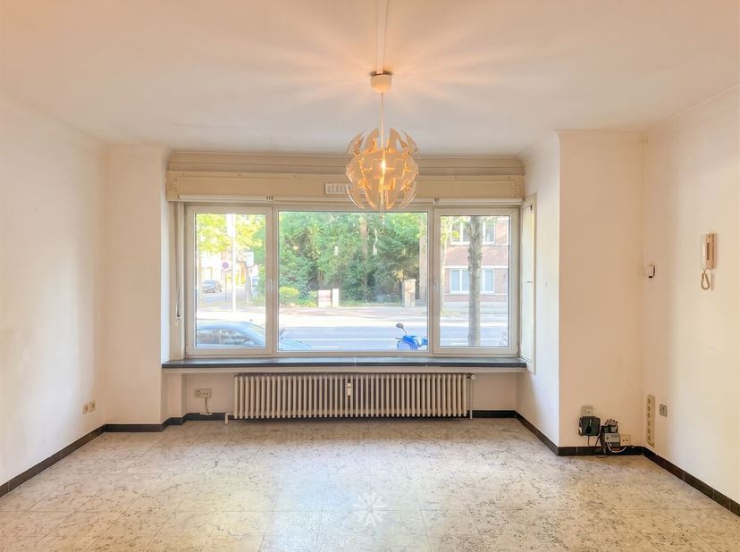 GENT - Franklin Rooseveltlaan - Ben je op zoek naar een gezellig gelijkvloers appartement met garage te huur in Gent? Lees dan snel verder!<br />
De v