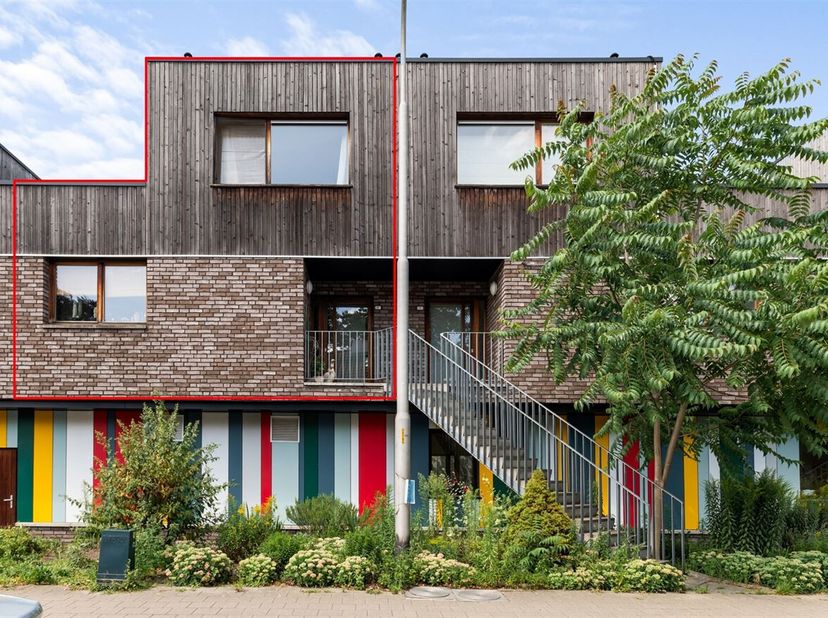 Journée portes ouvertes le samedi 14 mars de 15h30 à 16h30<br />
Appartement duplex clé en main à vendre - Molenweg 50A, Brasschaat<br />
Situation :<