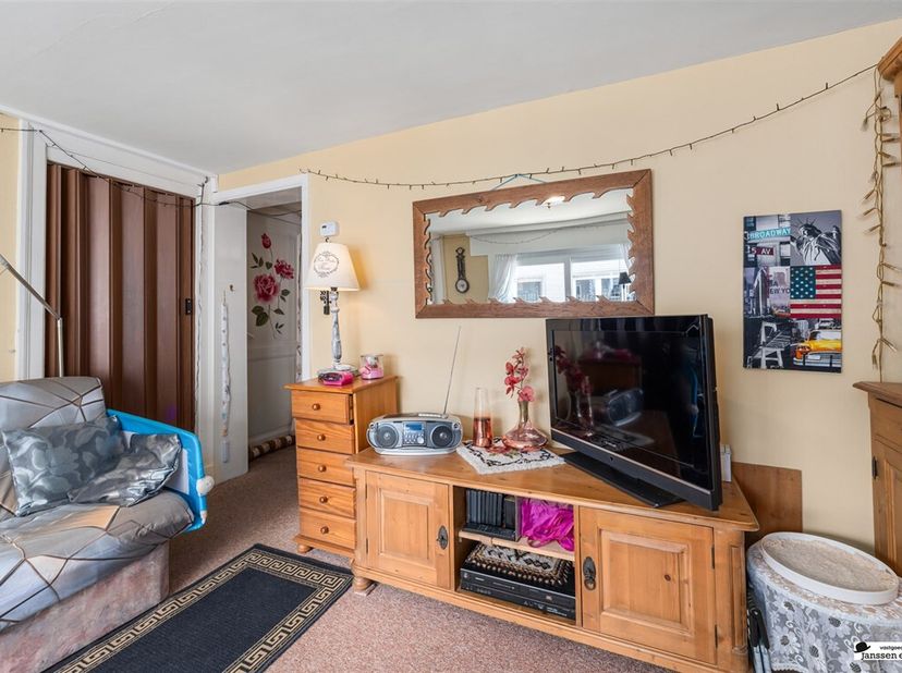 In de Consciencestraat in het centrum van Blankenberge bevindt zich dit 1-slaapkamerappartement op de tweede verdieping, op slechts 300 meter van de z