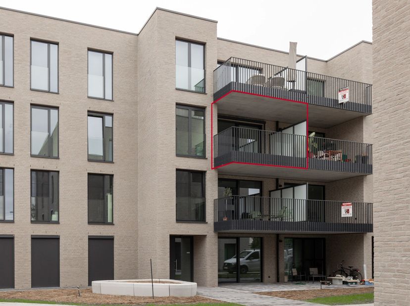 Appartement te koop in Saxbylaan 19 bus 6,
                    3910 Neerpelt