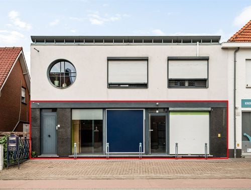                                         Commercieel Gebouw te koop in Arendonk, € 159.000
