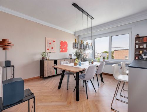                                         Appartement à vendre à Hoevenen, € 265.000
