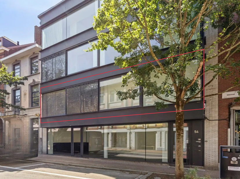Gerenoveerd appartement te huur – als eerste wonen in een frisse nieuwe thuis<br />
<br />
Op zoek naar een instapklaar appartement waar alles net ver