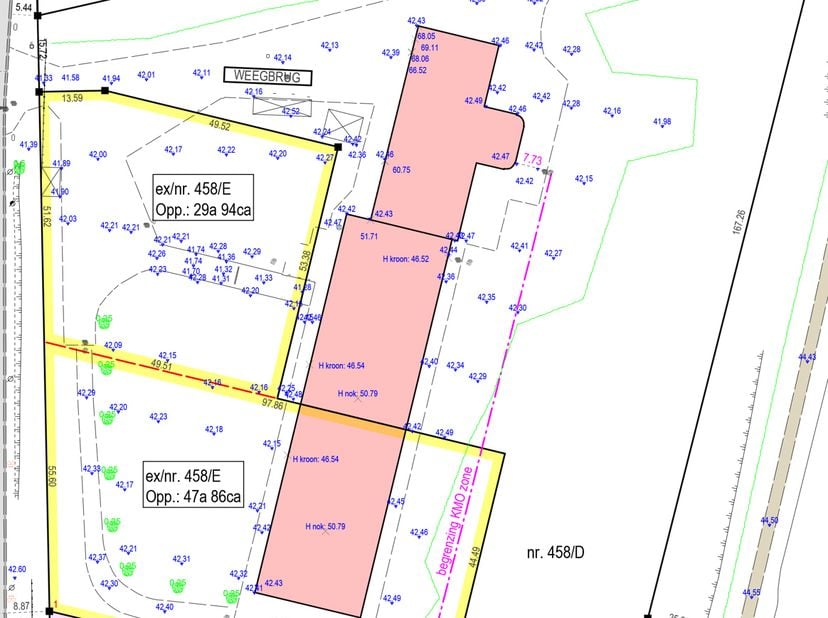 PERCEEL INDUSTRIEGROND 29A94CA GELEGEN TE EISDEN-MAASMECHELEN.<br />
Het naastliggende perceel met een oppervlakte van 47a86ca kan eveneens bijgekocht