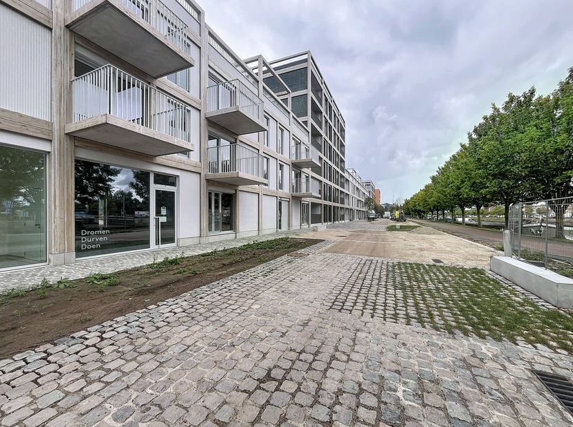 Appartement te huur in Kolenkaai 37 bus E1.02.01,
                    8000 Brugge