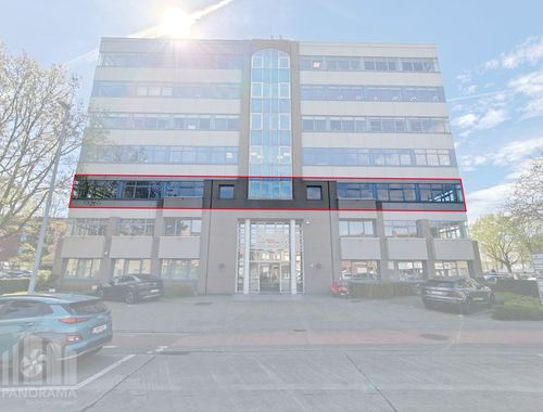                                         Bureaux à vendre à Sint-Michiels, € 583.000
