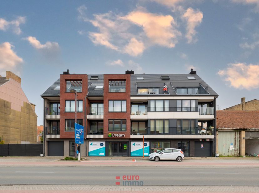 Appartement agréable et lumineux avec 2 chambres, situé au cœur de Nieuport-Ville. À proximité des commerces, de l’horeca, des transports en commun et