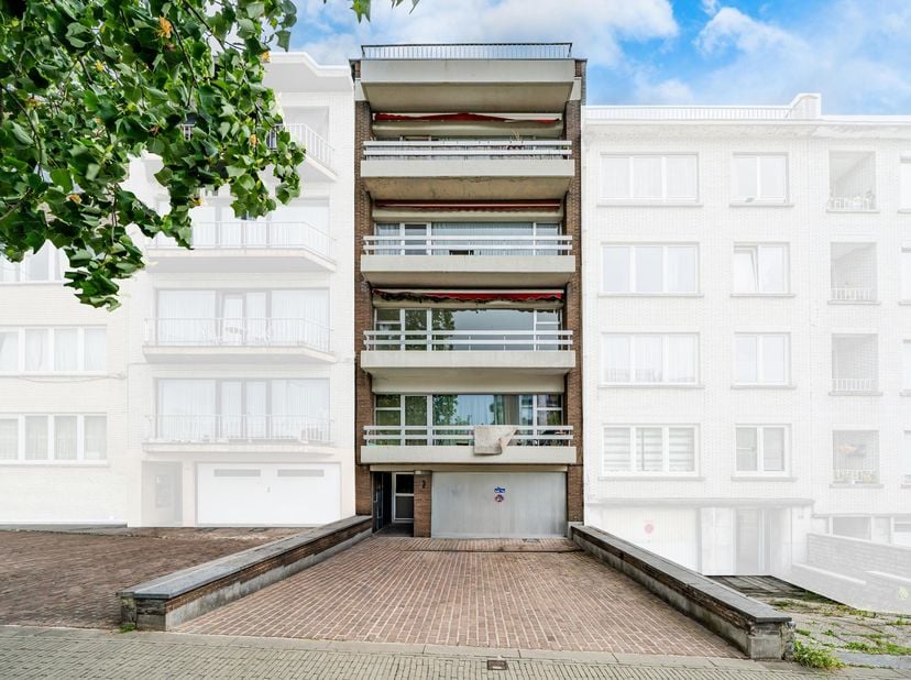 Appartement te koop in Croix de Guerre 363,
                    1120 Neder-Over-Heembeek