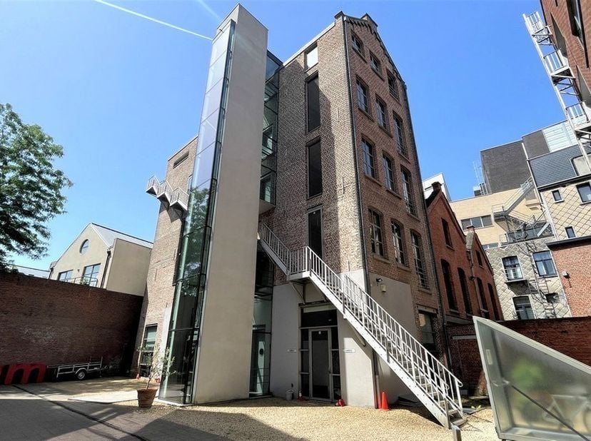 Bedrijfsvastgoed te huur in Ellermanstraat 14 bus 301,
                    2060 Antwerpen