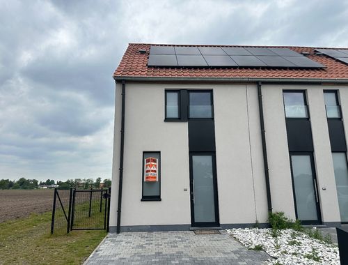                                         Woning te huur in Evergem, € 1.225
