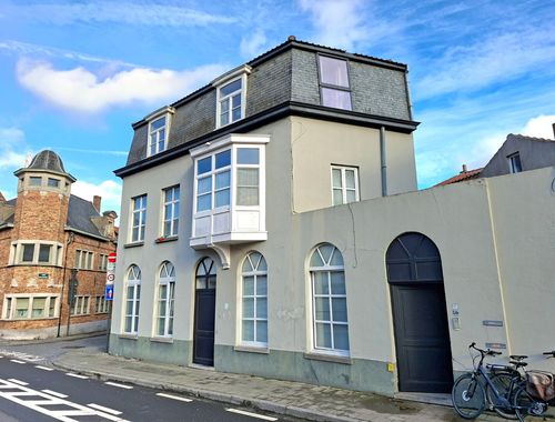                                         Penthouse à vendre à Brugge, € 182.000
