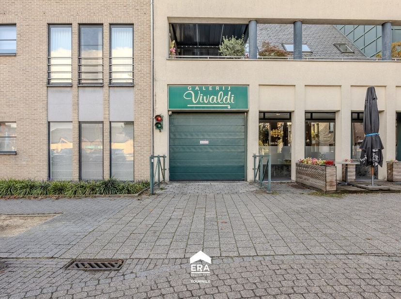 Garage te koop in Kerkstraat ZN,
                    3920 Lommel