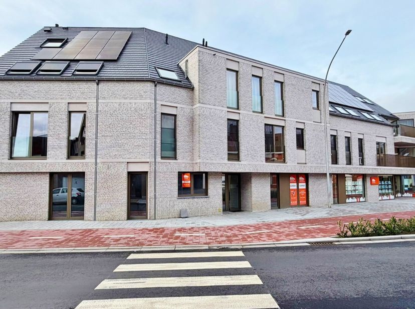NIEUWBOUW GELIJKVLOERSAPPARTEMENT IN RESIDENTIE AUGUST - 6%btw mogelijk<br />
Appartement 0.2 staat momenteel nog casco, de prijs is afwerking naar ke