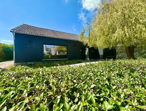                                         Villa à vendre à Heule, € 499.000
