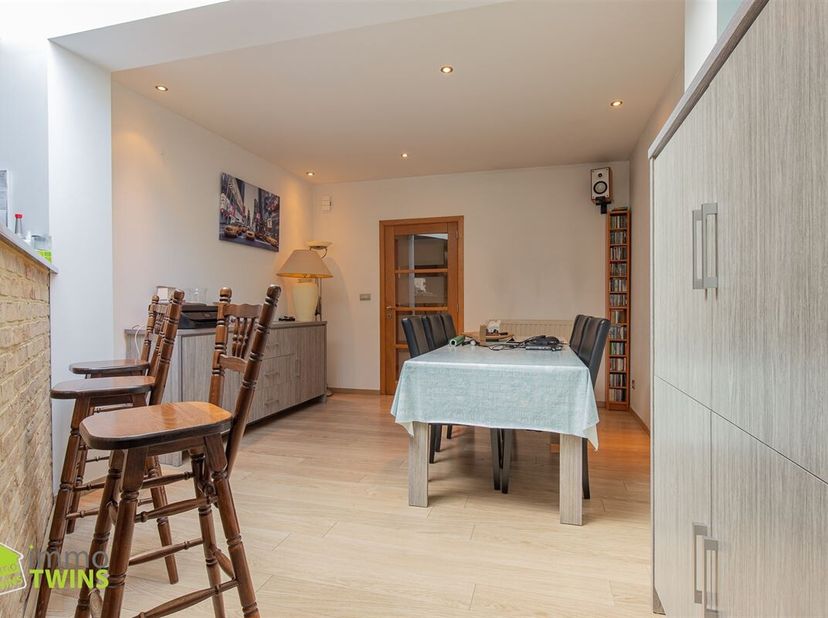 Maison à vendre
                    à 9220 Hamme