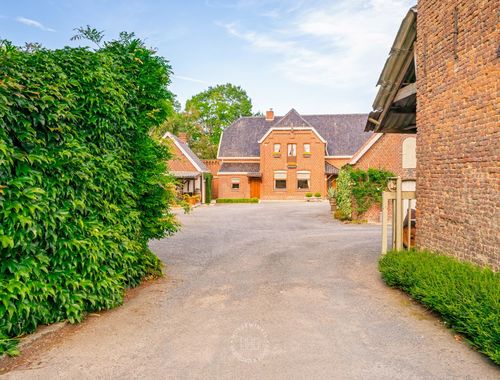                                         Maison à vendre à Ledegem, € 725.000
