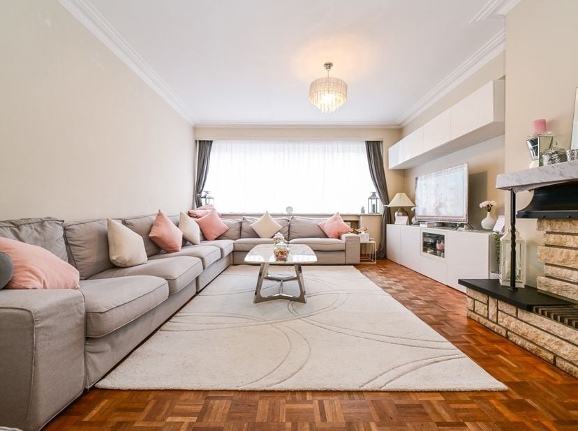 Appartement te koop
                    in 1082 Sint-Agatha-Berchem