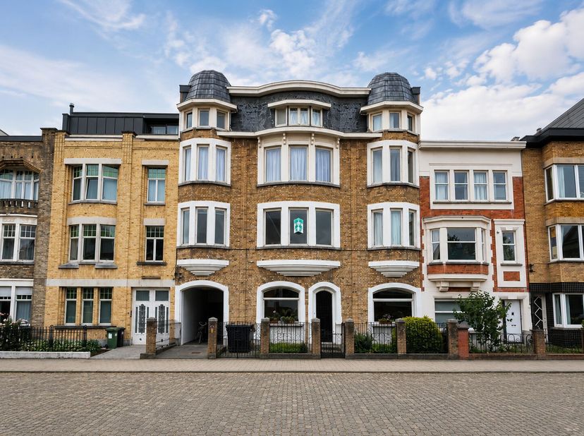 BEZOEKDAG 29/07/2026 - 13:30 tot 15:30 - 053/ 89 99 66 of info@immolierman.be.<br />
Op zoek naar een instapklaar appartement op een toplocatie in Gen