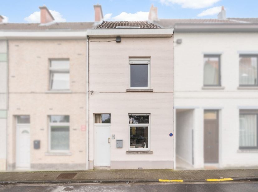 Huis te koop in Jean Dambrestraat 74,
                    1600 Sint-Pieters-Leeuw