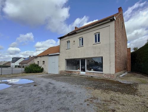                                         Immeuble d’appartements à vendre à Diepenbeek, € 319.000
