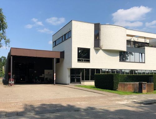                                         Bedrijfsgebouw te koop in Wilrijk, € 2.500.000
