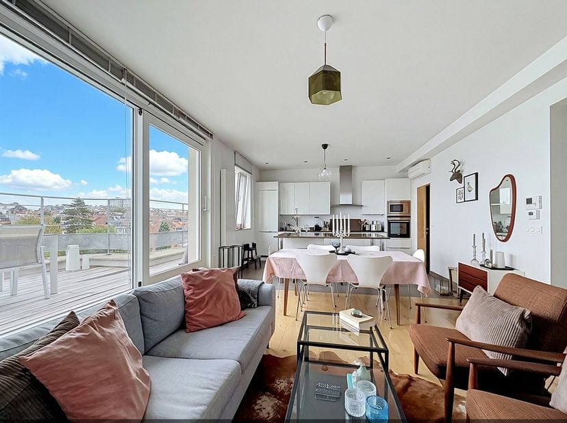 Avenue Moli&amp;egrave;re/Place Guy d'Arezzo - Ideally located on the prestigious Avenue Moli&amp;egrave;re between Place Guy d'Arezzo and the Bascule, close
