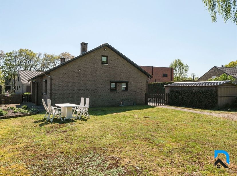 Huis te koop in Eikelbosstraat 8A.,
                    3530 Helchteren