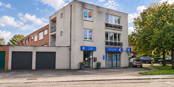 Appartement te koop in 8310 Assebroek