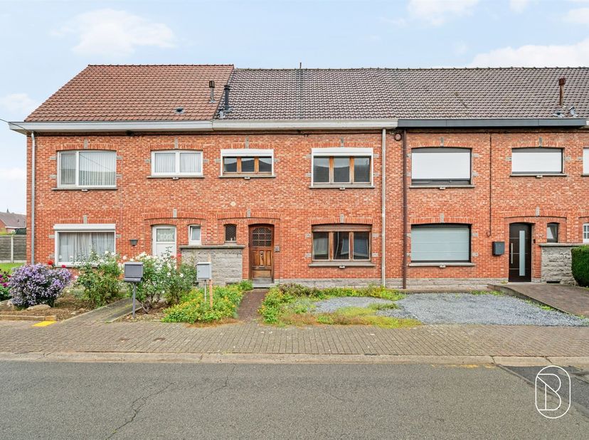Huis te koop in Rue des roses 37,
                    7711 Dottenijs