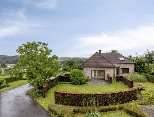                                         Villa à vendre à Hoeilaart, € 595.000
