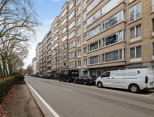                                         Complexe de bureaux à vendre à Antwerpen, € 184.950
