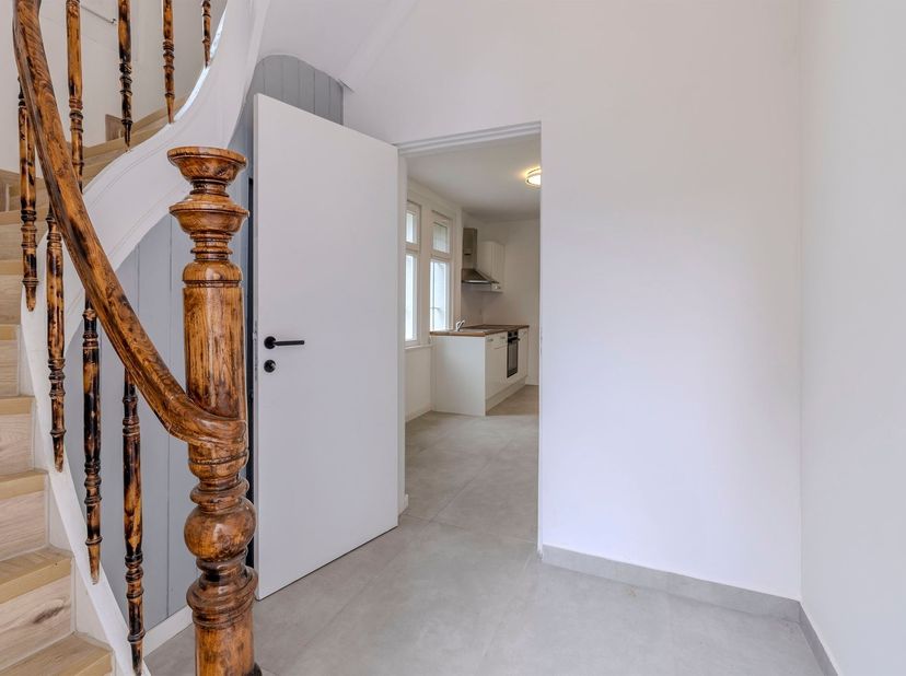 Karaktervolle, energiezuinige woning met 4 slaapkamers, tuin en parking op een toplocatie te Heist-op-den-Berg! <br />
<br />
<br />
Deze charmante