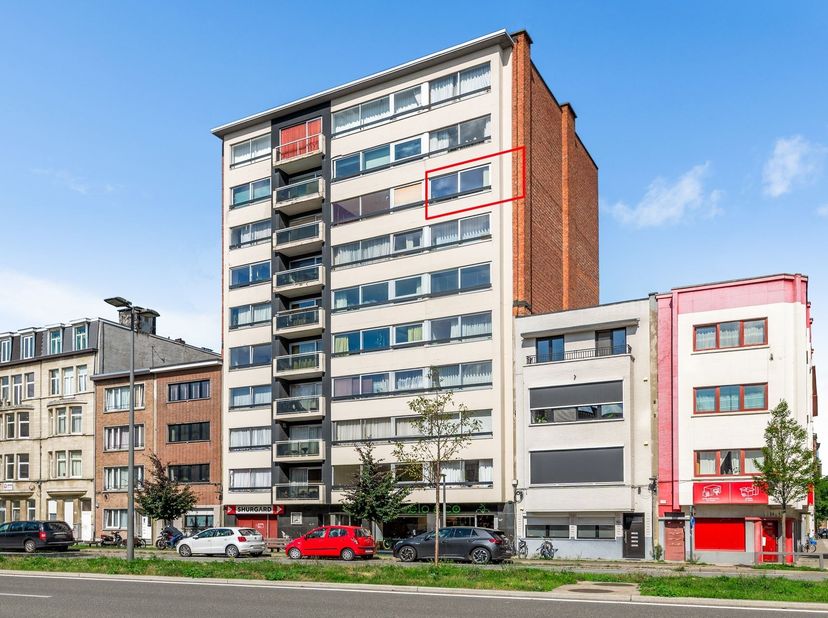 Appartement te koop in Plantin en Moretuslei 145,
                    2140 Borgerhout