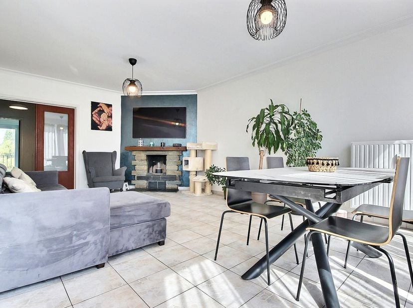 Appartement te koop
                    in 1080 Sint-Jans-Molenbeek