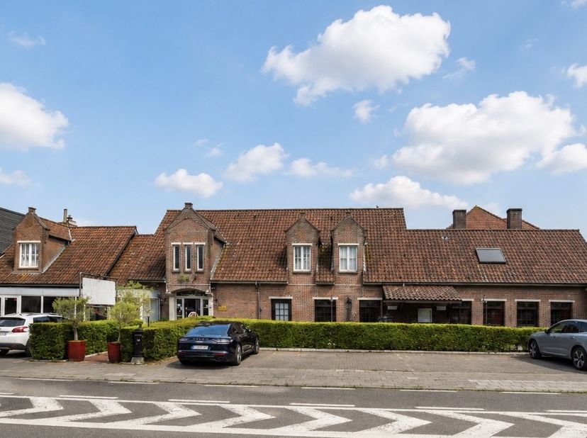 Bedrijfsvastgoed te koop in Gentsesteenweg 58-58.A,
                    9900 Eeklo