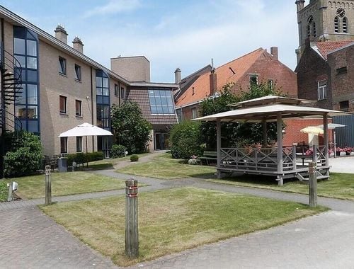                                         Serviceflat te huur in Aartrijke, € 840
