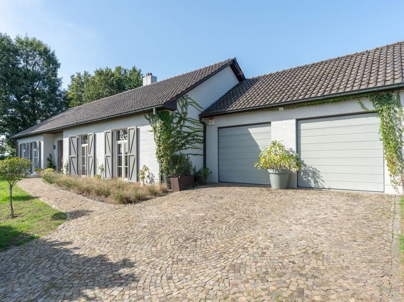 Huis te koop in Winterdreef 31,
                    2360 Oud-Turnhout