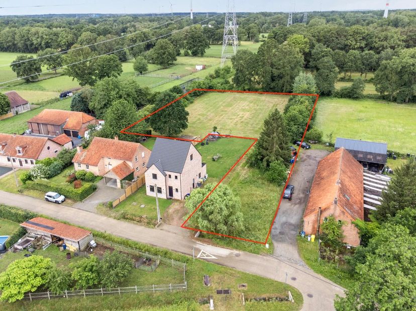 Terrain à vendre
                    à 2491 Olmen
