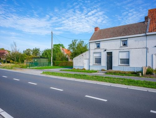                                         Maison à vendre à Meulebeke, € 130.000
