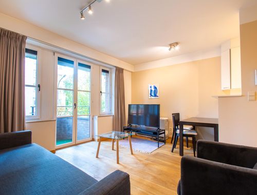                                         Studio te huur in Oudergem, € 725
