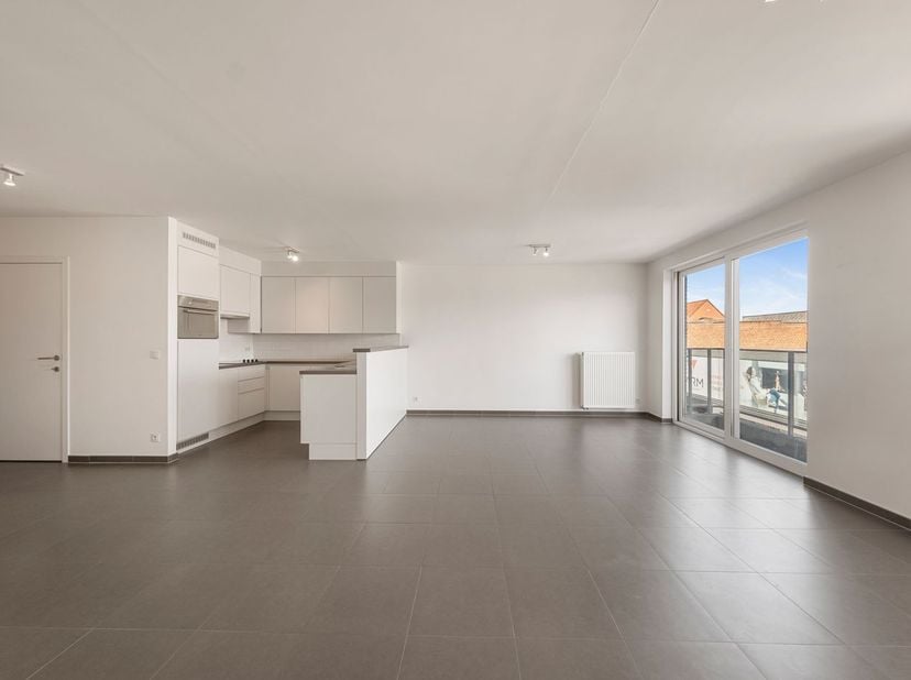 Dit instapklare appartement is gelegen binnen de Residentie Linum. De residentie geniet van een uitstekende ligging nabij het centrum van Wevelgem, op