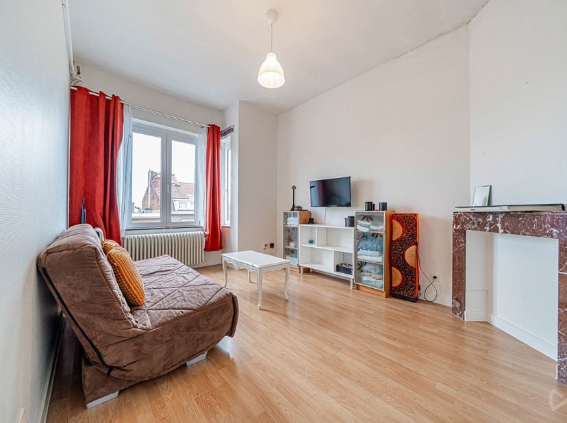 Appartement te koop in Avenue de l'Université 40,
                    1050 Elsene