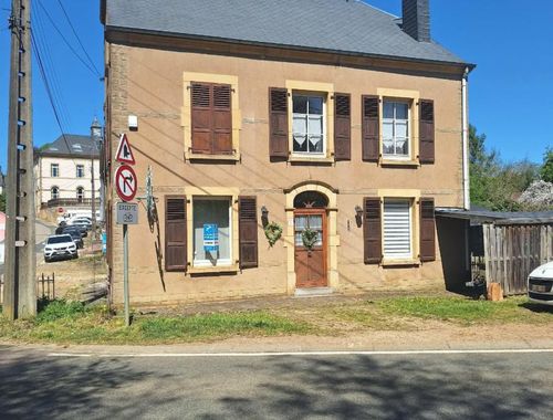                                         Maison à vendre à Ethe, € 379.000
