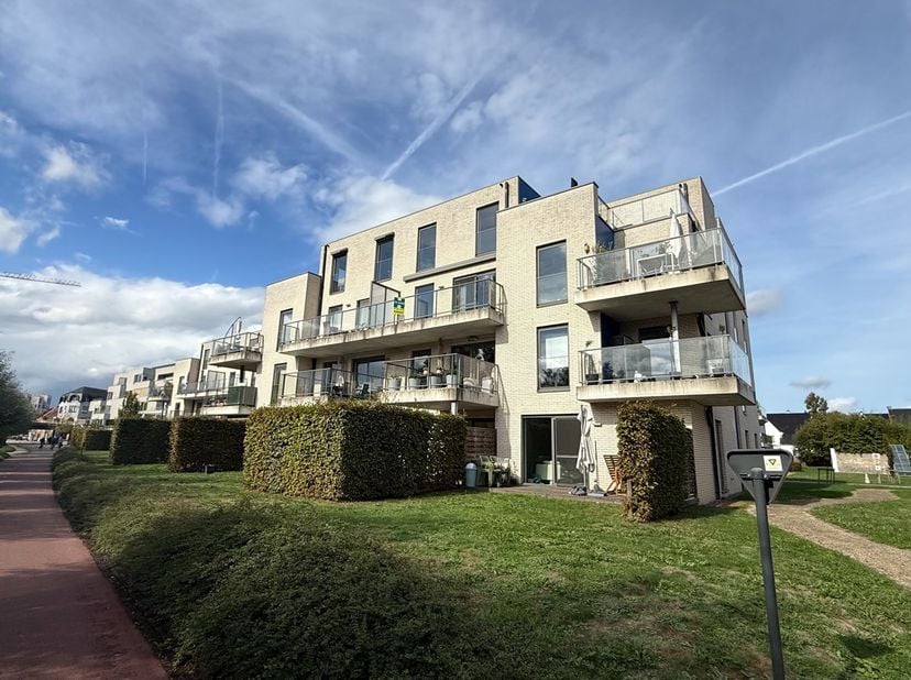 Appartement à louer à Gebroeders Nachtergaelestraat 15 boîte 5,
                    9800 Deinze