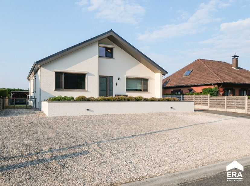 Huis te koop
                    in 3910 Sint-Huibrechts-Lille