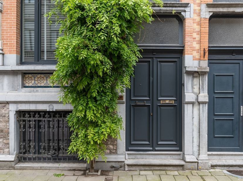 Maison de ville exclusive dans un emplacement de choix dans le Vijfhoek à vendre !<br />
Emplacement :<br />
Situé dans le quartier recherché de Vijfh