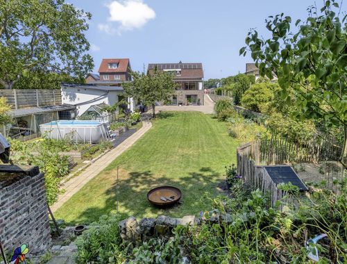                                         Maison à vendre à Elen, € 529.000
