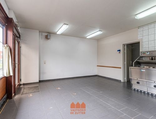                                         Bien commercial à vendre à Zelzate, € 449.000
