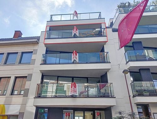                                         Appartement te huur in Waregem, € 875
