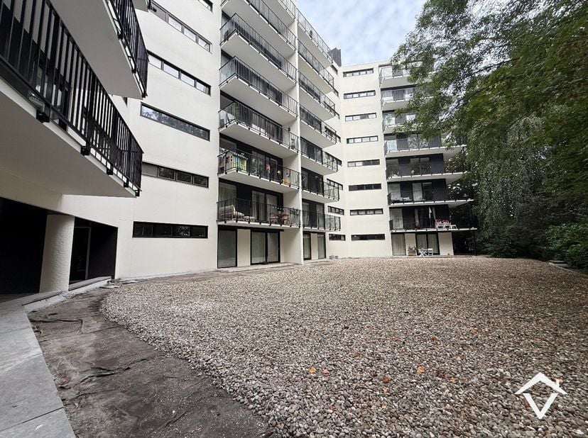 Appartement te huur in Stationsdreef 148 bus 25,
                    8800 Roeselare